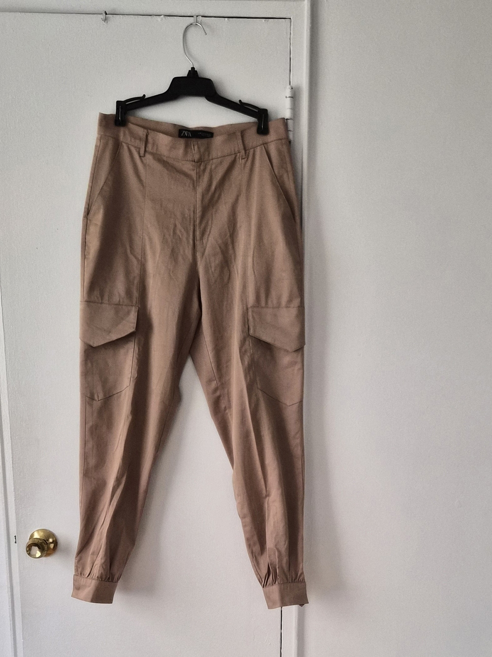 Zara Women's Beige Cargo Jogger Pants